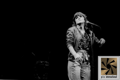 linda_ronstadt38.jpg