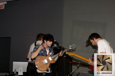 the_foals_1182.jpg