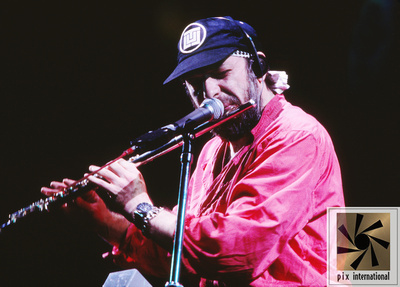 jethro_tull_6250.jpg